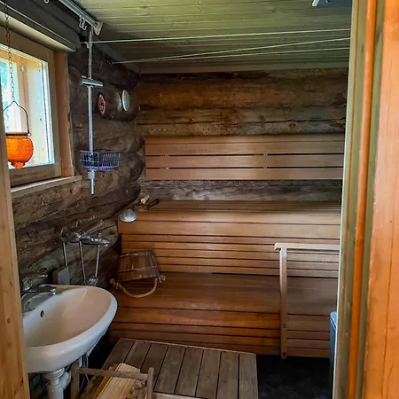 Northern Lights Riverside - Sauna & View Lomamökit